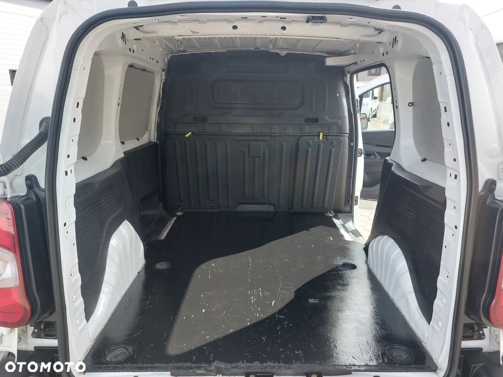 Opel Combo - 17