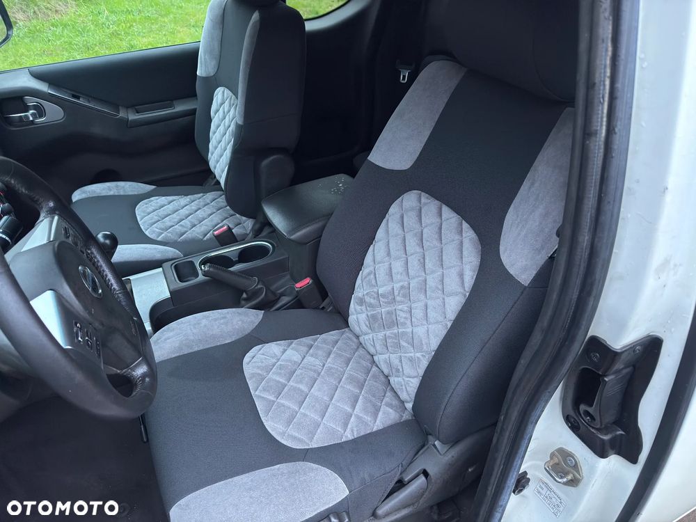 Nissan Navara SE - 15