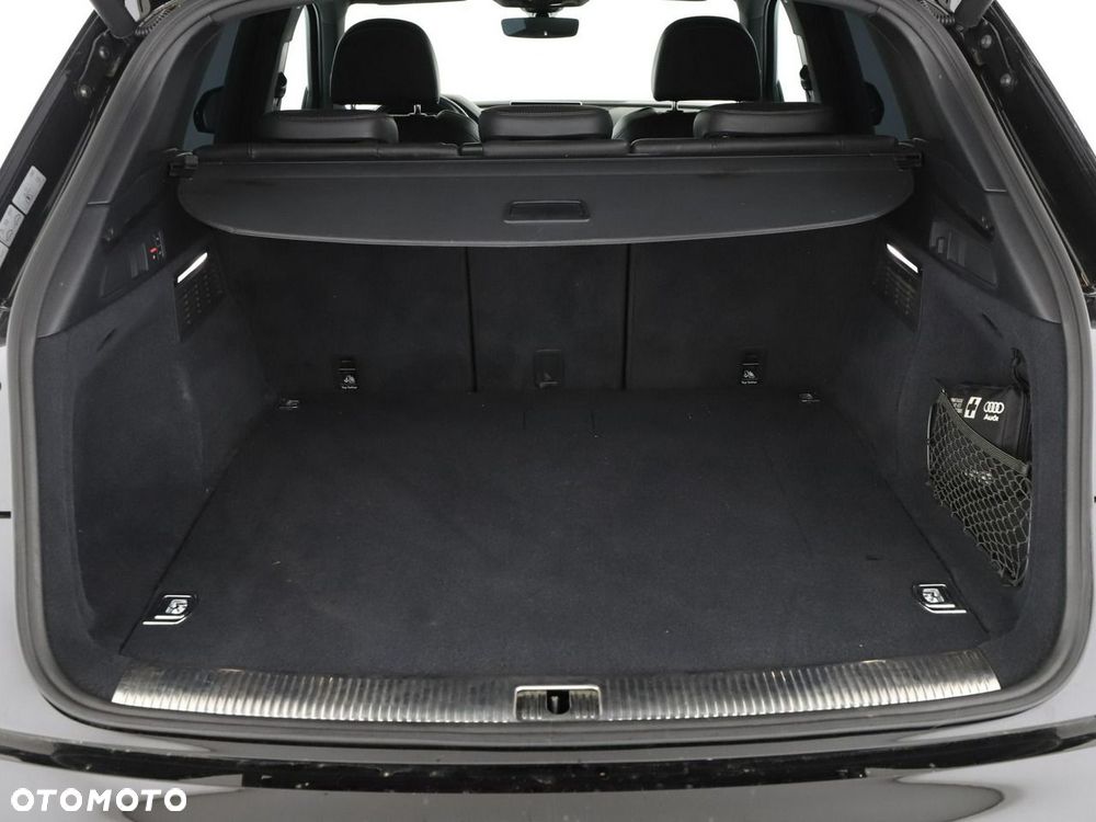 Audi Q5 55 TFSI e Quattro S tronic - 22