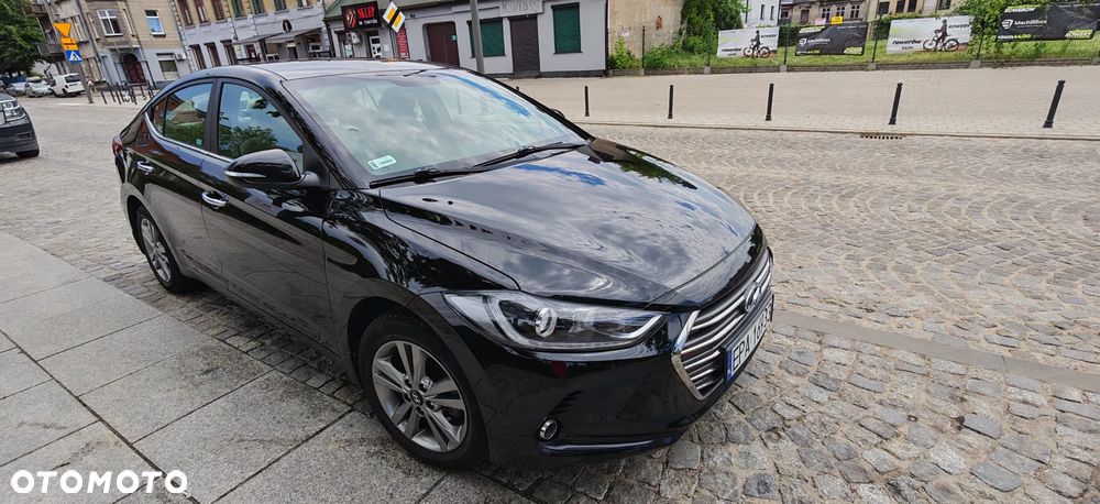 Hyundai Elantra 1.6 Comfort - 7