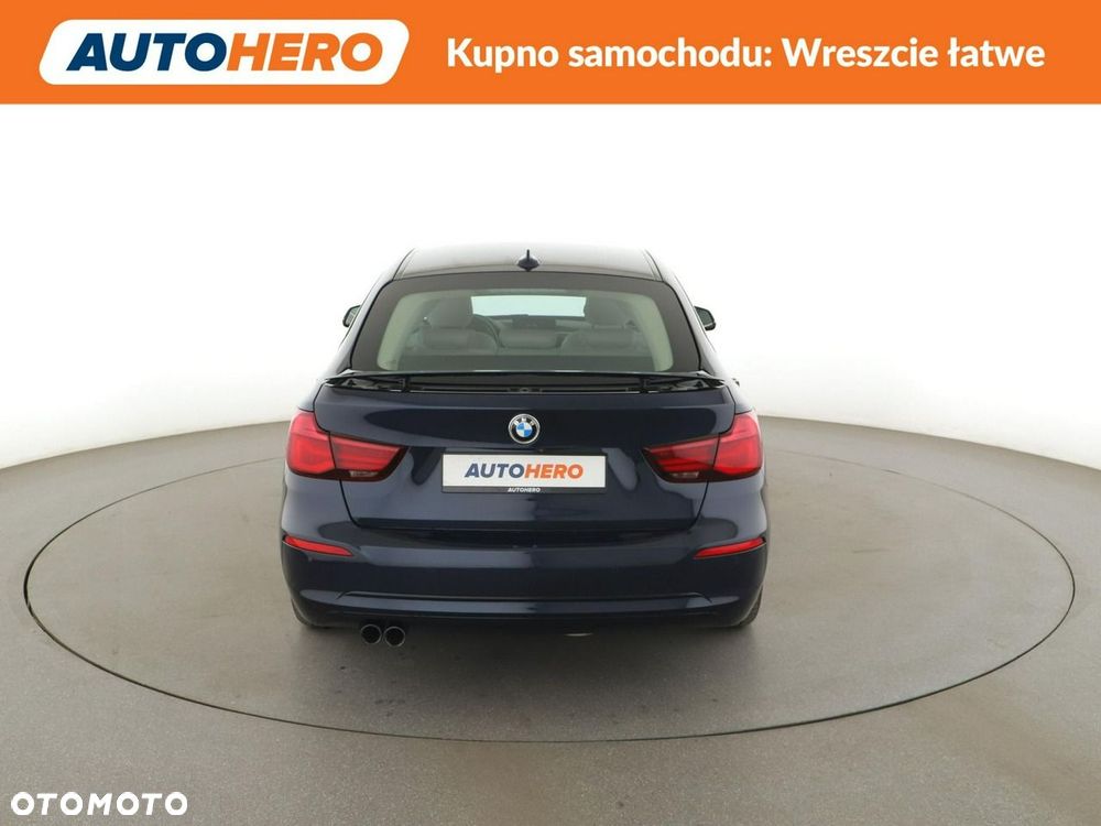 BMW Seria 3 320d Sport Line - 7