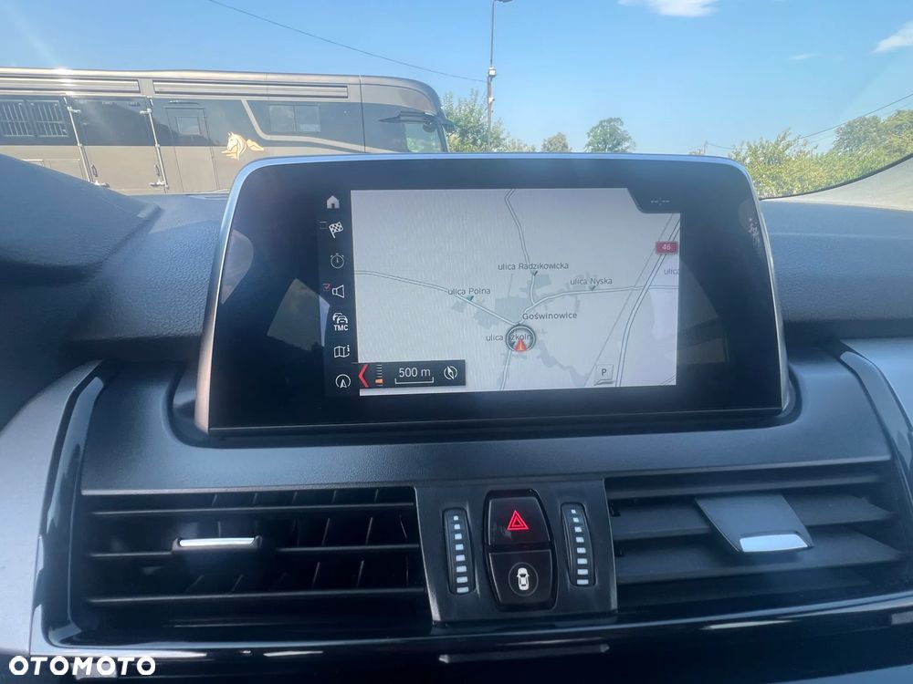 BMW Seria 2 216d Advantage - 32