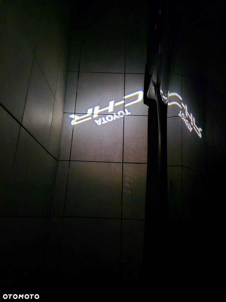 Toyota C-HR 1.8 Hybrid GPF Executive - 7