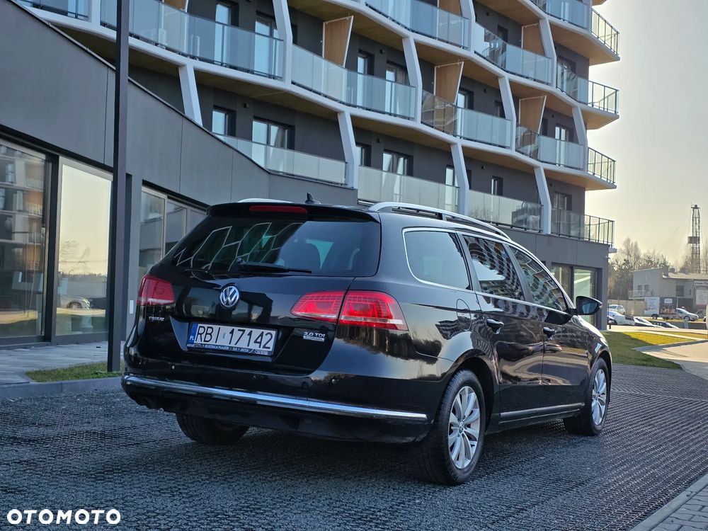 Volkswagen Passat 2.0 TDI Highline - 6