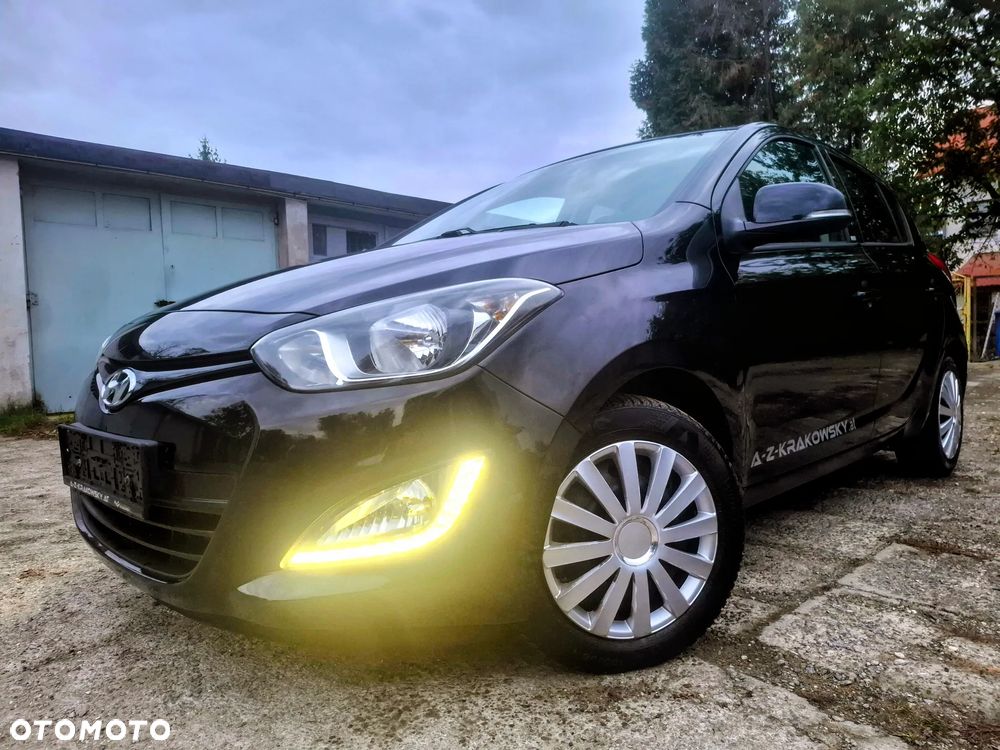 Hyundai i20 - 15