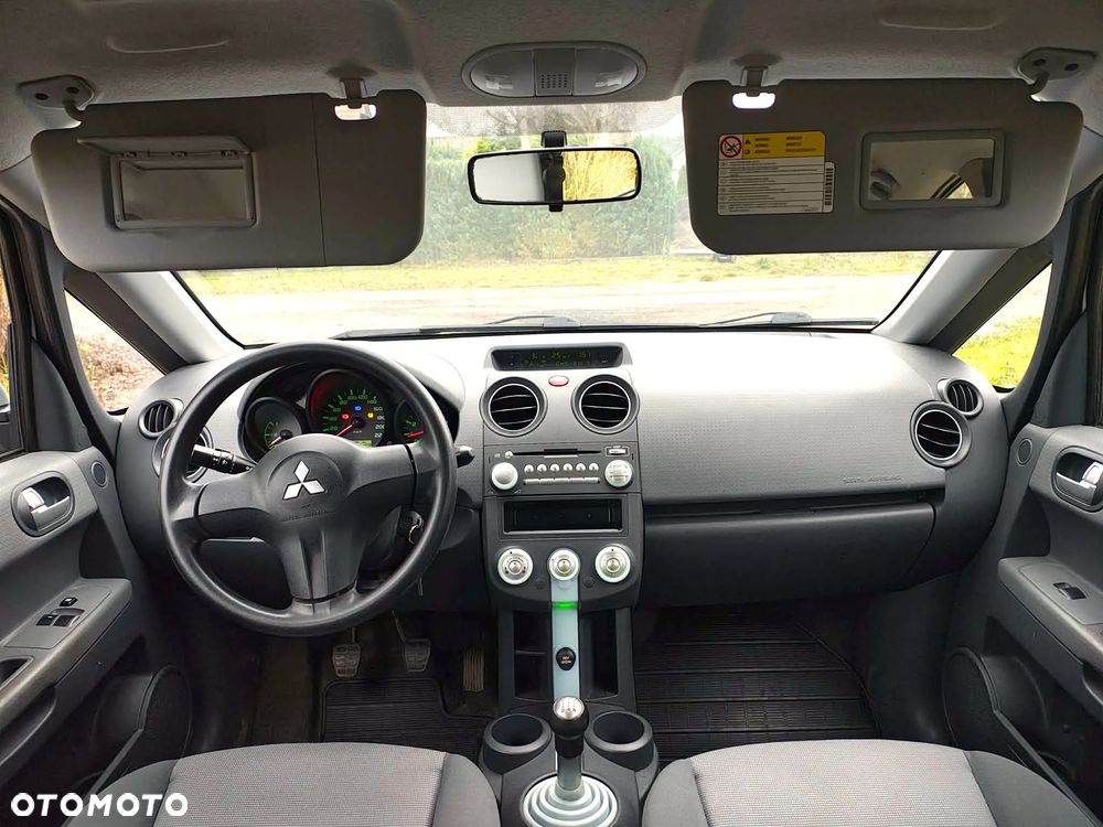 Mitsubishi Colt 1.3 Motion Plus - 26