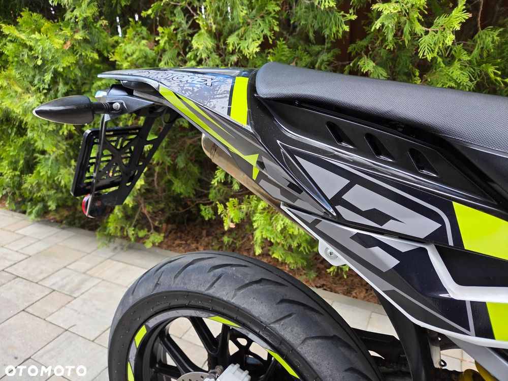 Aprilia SX - 18