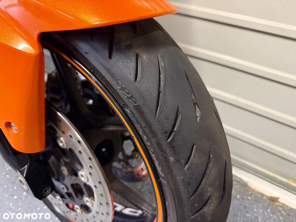Kawasaki Z - 6