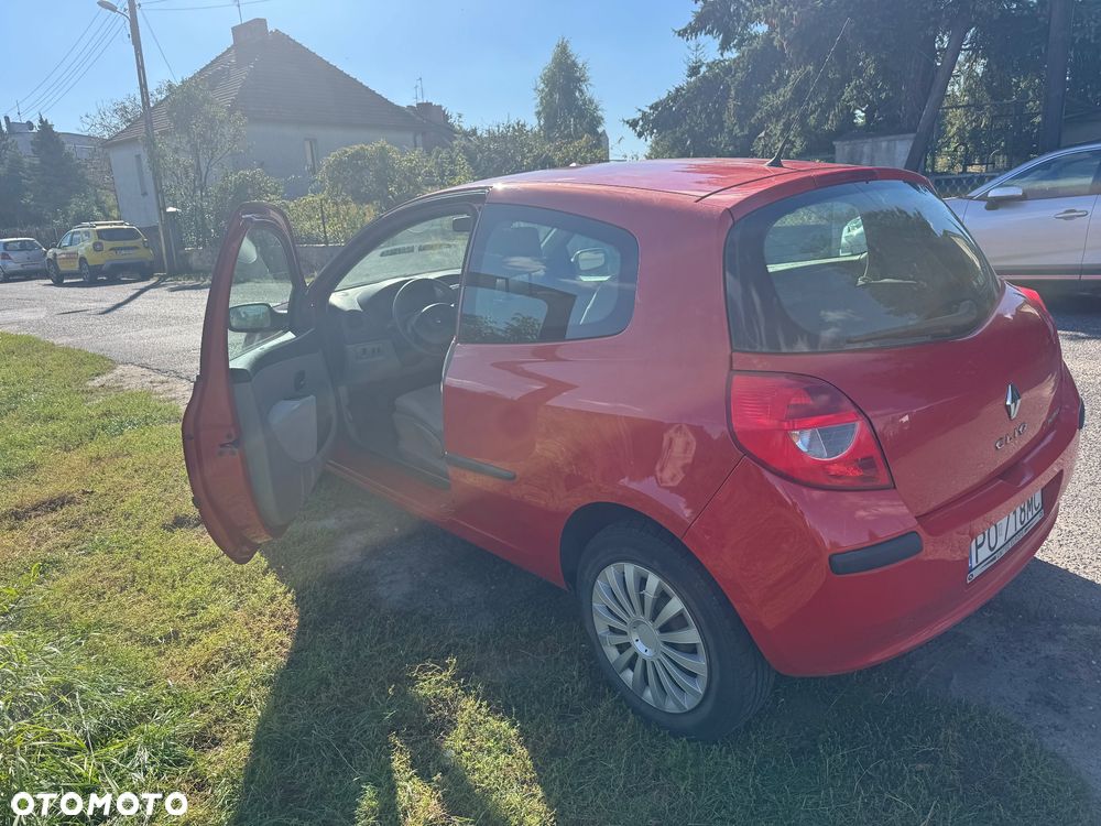 Renault Clio 1.2 16V Galileo - 16