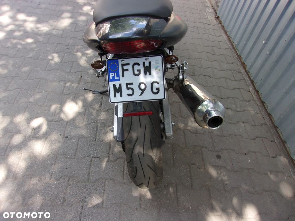 Suzuki SV - 7