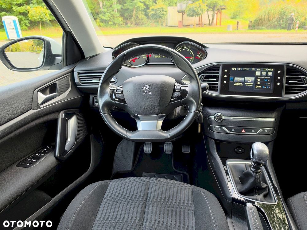 Peugeot 308 PureTech 130 Stop & Start Access - 21