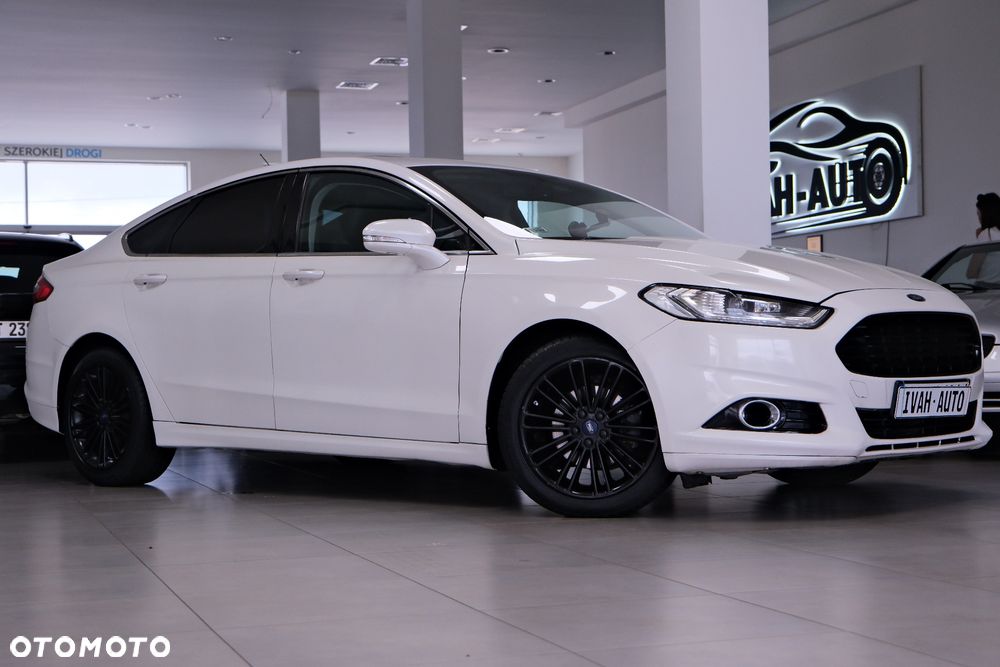 Ford Fusion - 2