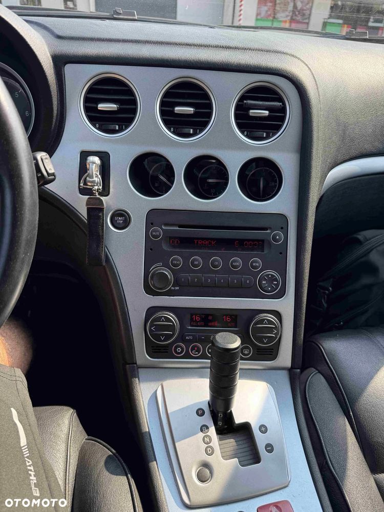 Alfa Romeo 159 1.9 JTDM 16V DPF Automatik Distinctive - 14