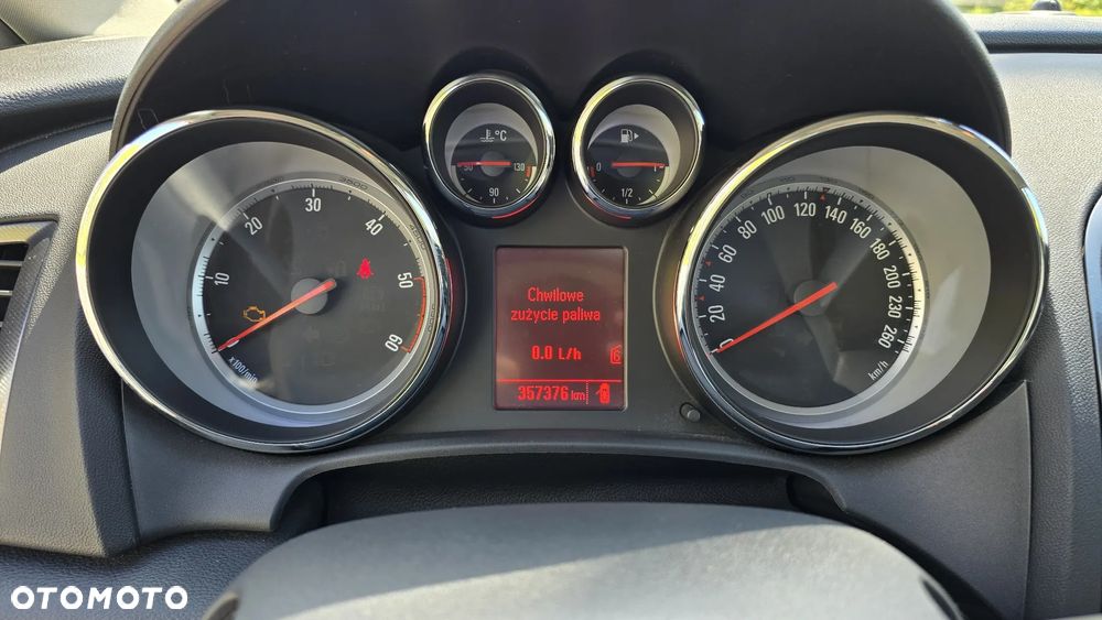 Opel Astra 2.0 CDTI Cosmo - 14