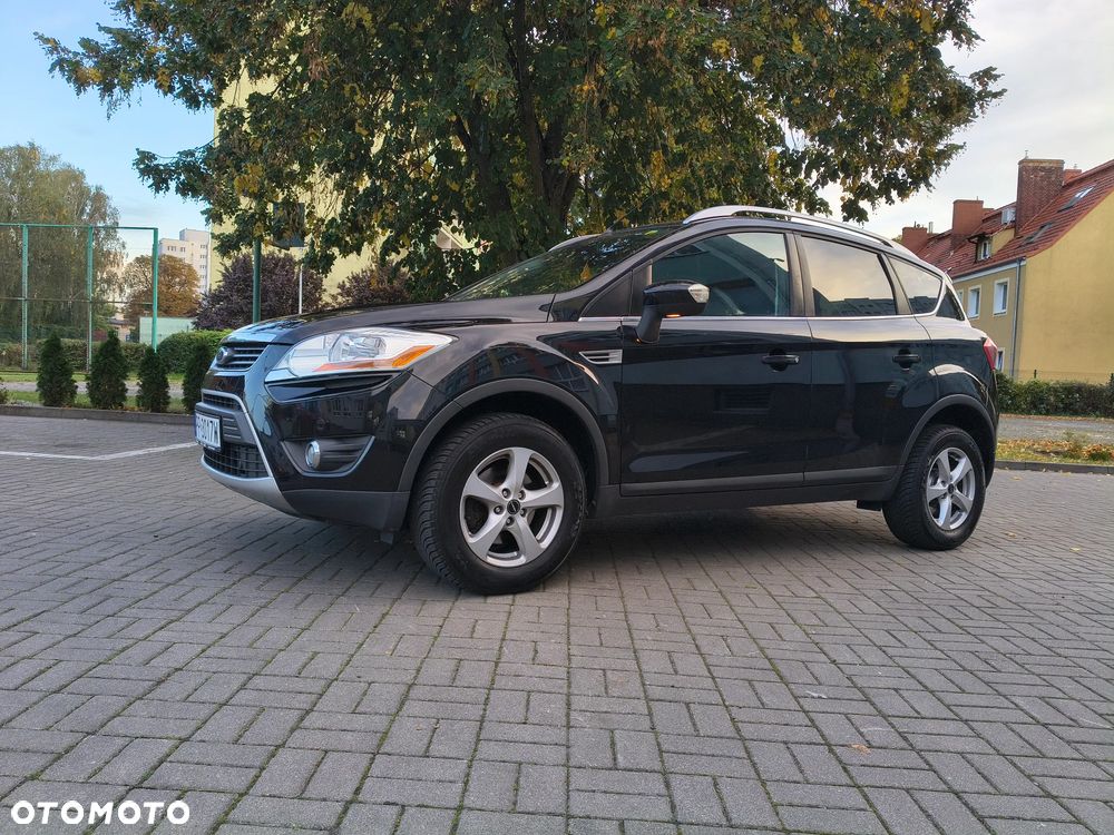 Ford Kuga 2.0 TDCi 2x4 Titanium - 35