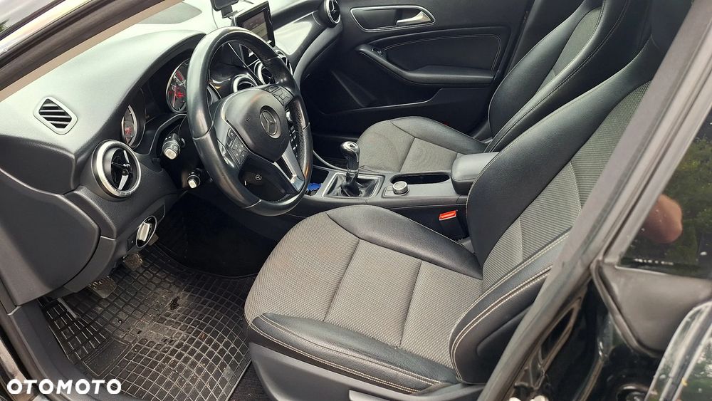 Mercedes-Benz CLA 180 (CDI) d - 11