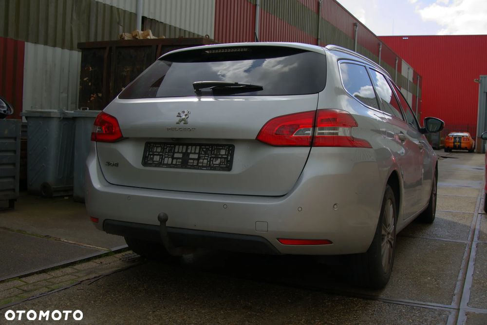 Peugeot 308 1.6 THP Allure - 4