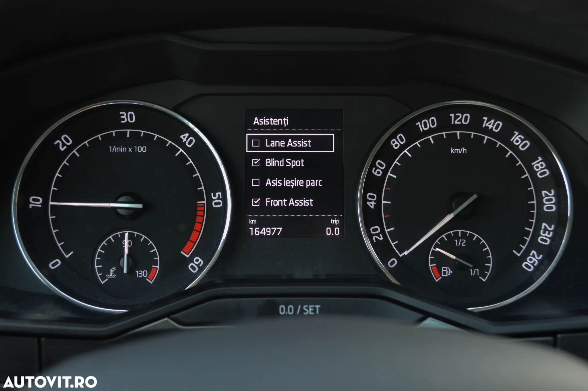 Skoda Superb Combi 2.0 TDI Style - 16
