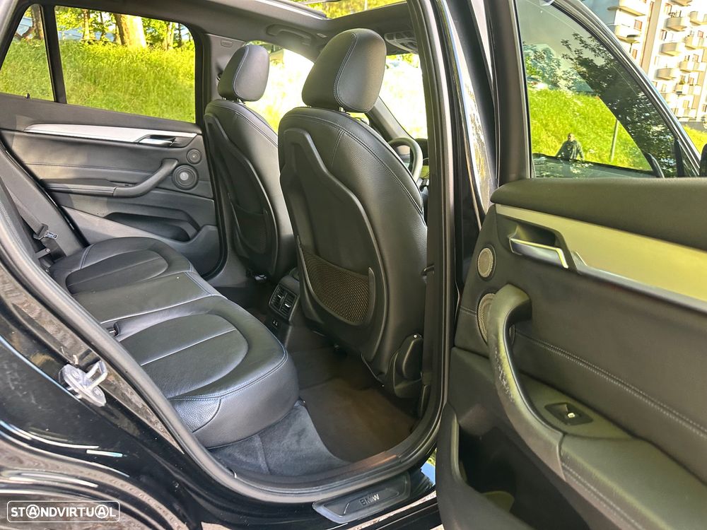 BMW X1 18 d xDrive Auto Pack M - 37