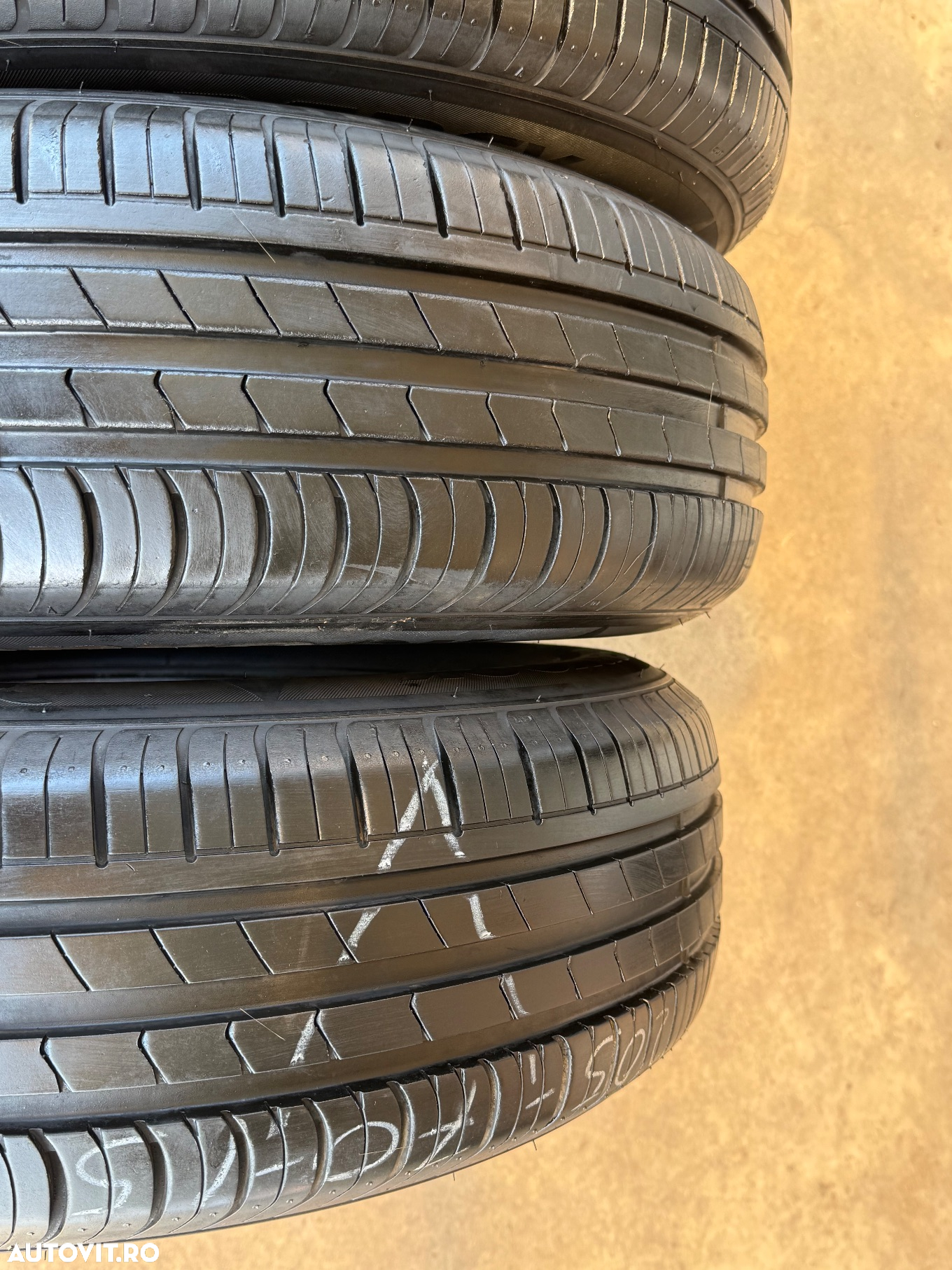 Vând anvelope 205/70/15 hankook de vară ca noi - 3