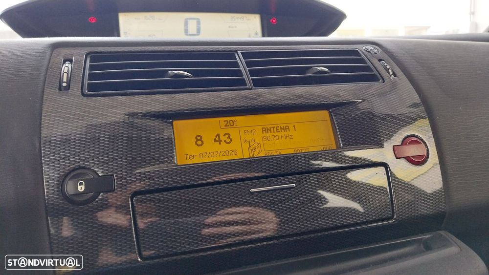 Citroën C4 1.4 16V SX - 8