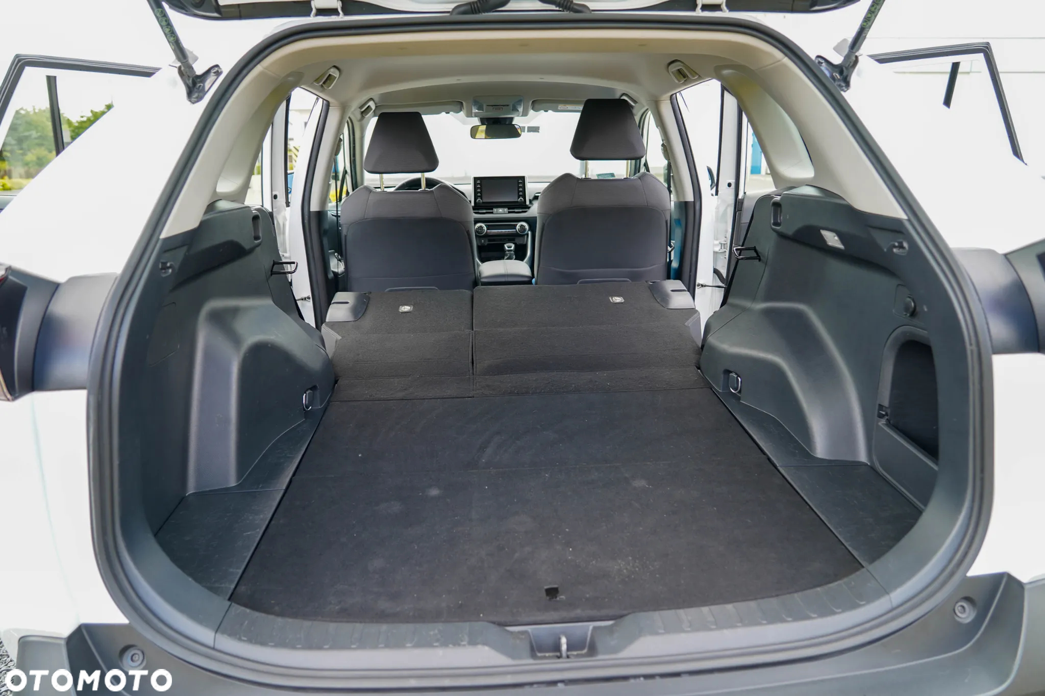 Toyota RAV4 2.5 Hybrid Active 4x2 - 10