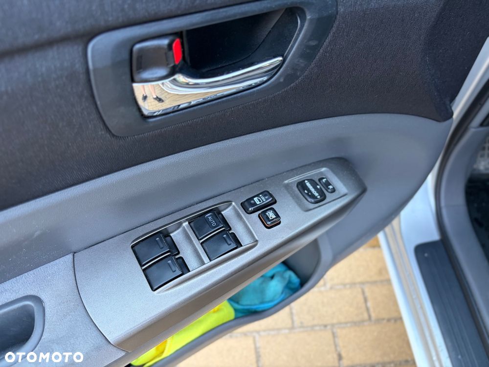 Toyota Prius (Hybrid) Sol - 15