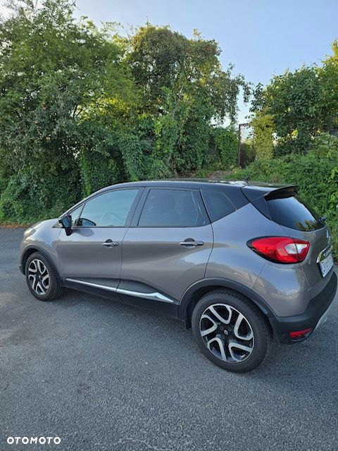 Renault Captur 1.2 TCe Helly Hansen EDC - 2