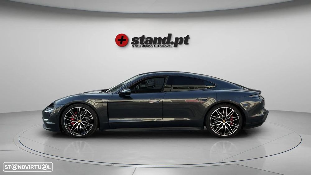 Porsche Taycan 4S - 8