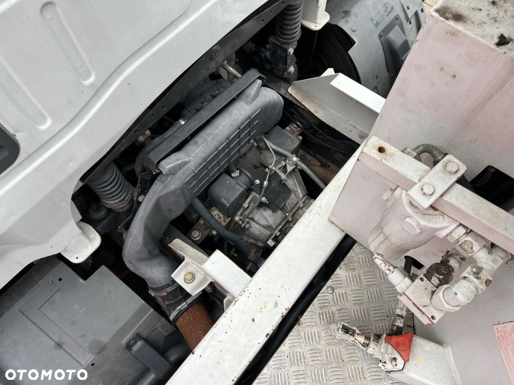 Iveco Eurocargo ML 120E18 - 13