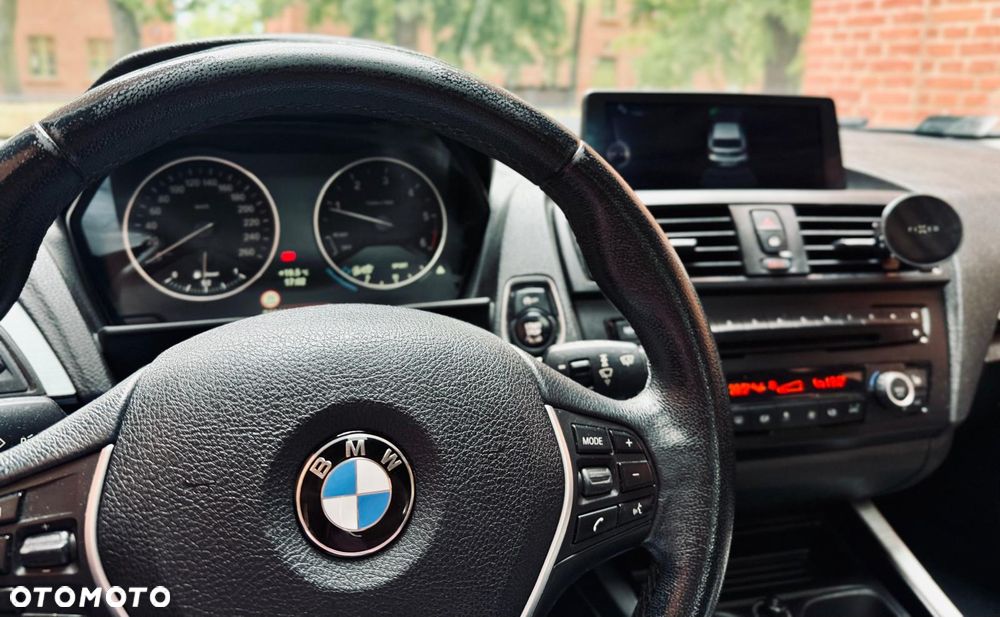 BMW Seria 1 118d - 6