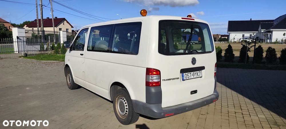 Volkswagen Transporter - 4