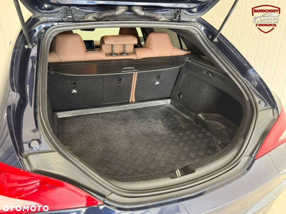 Mercedes-Benz CLA - 8