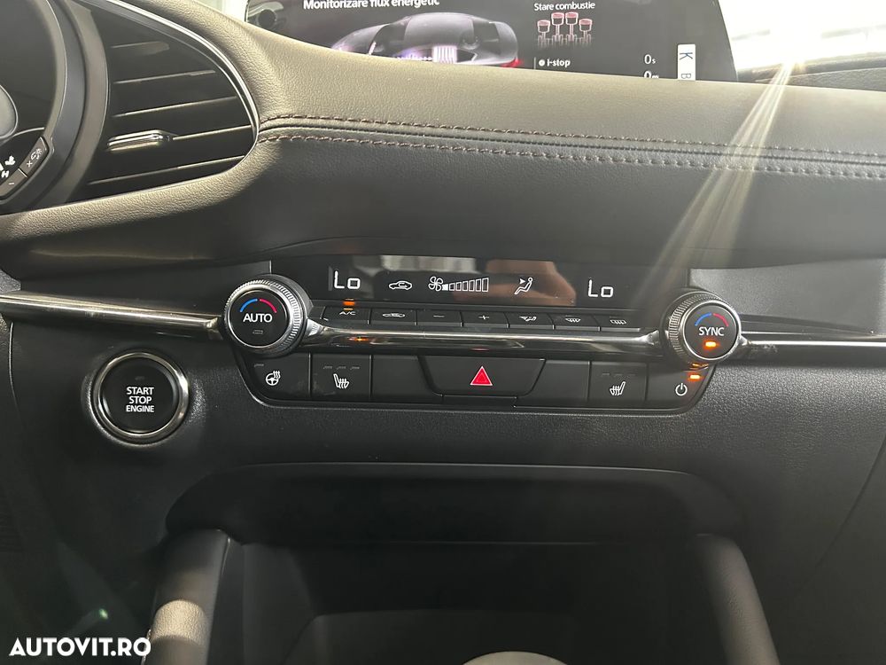 Mazda 3 e-Skyactiv X186 AT MHEV Exclusive-Line - 8