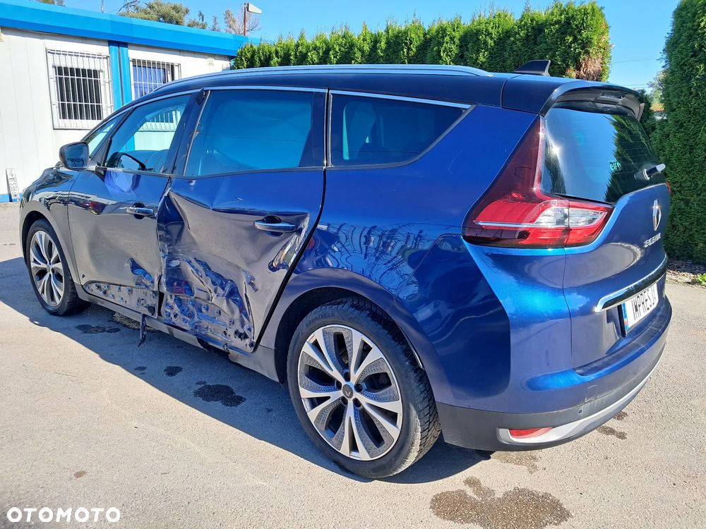 Renault Grand Scenic - 9