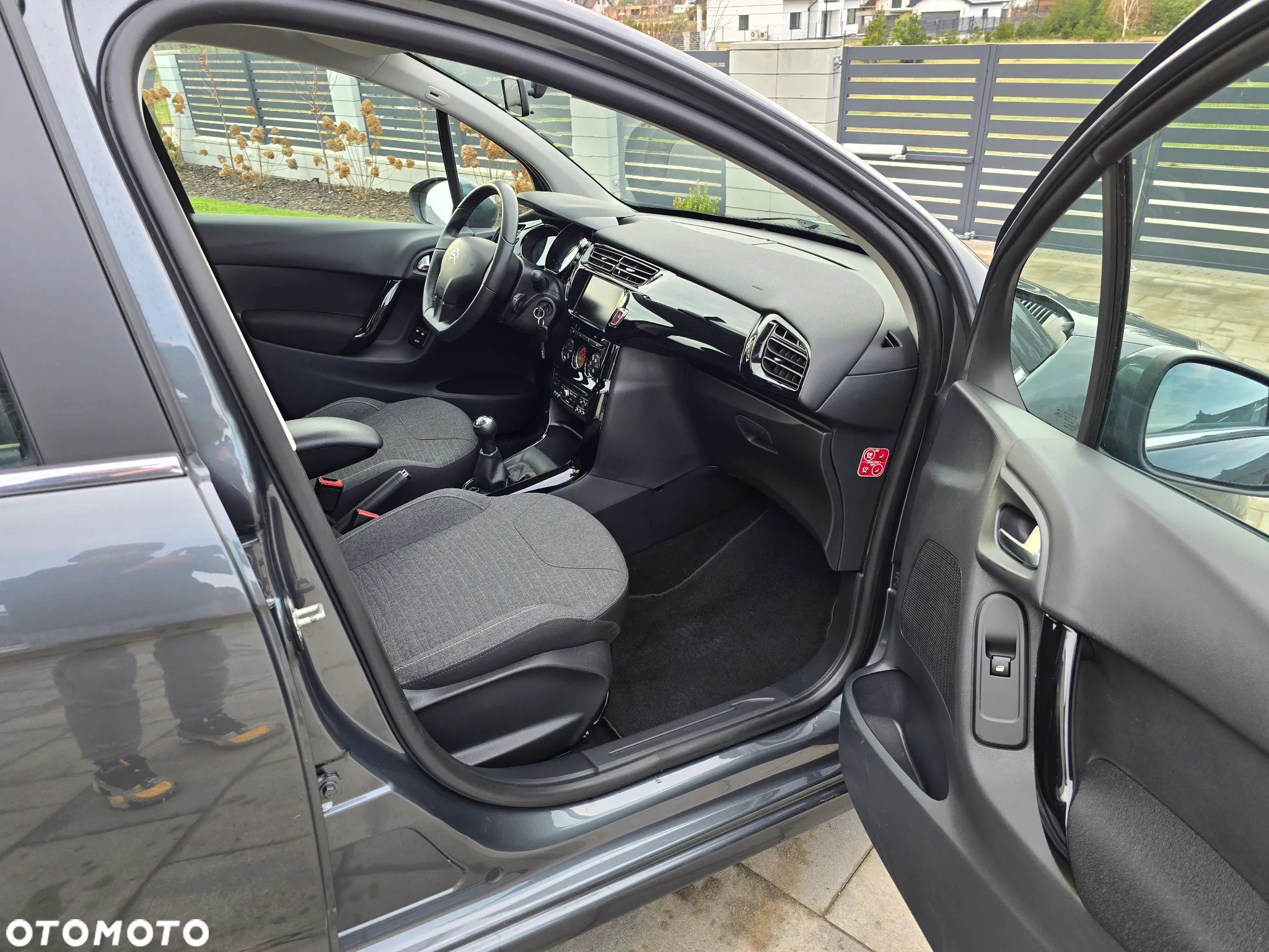 Citroën C3 1.2 PureTech Exclusive - 16