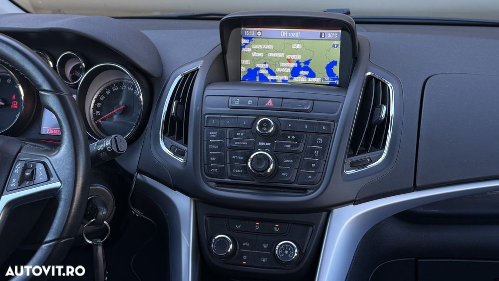 Opel Zafira - 15