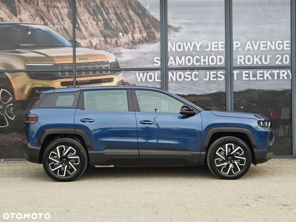 Jeep Compass 73.7kWh Altitude FWD - 9