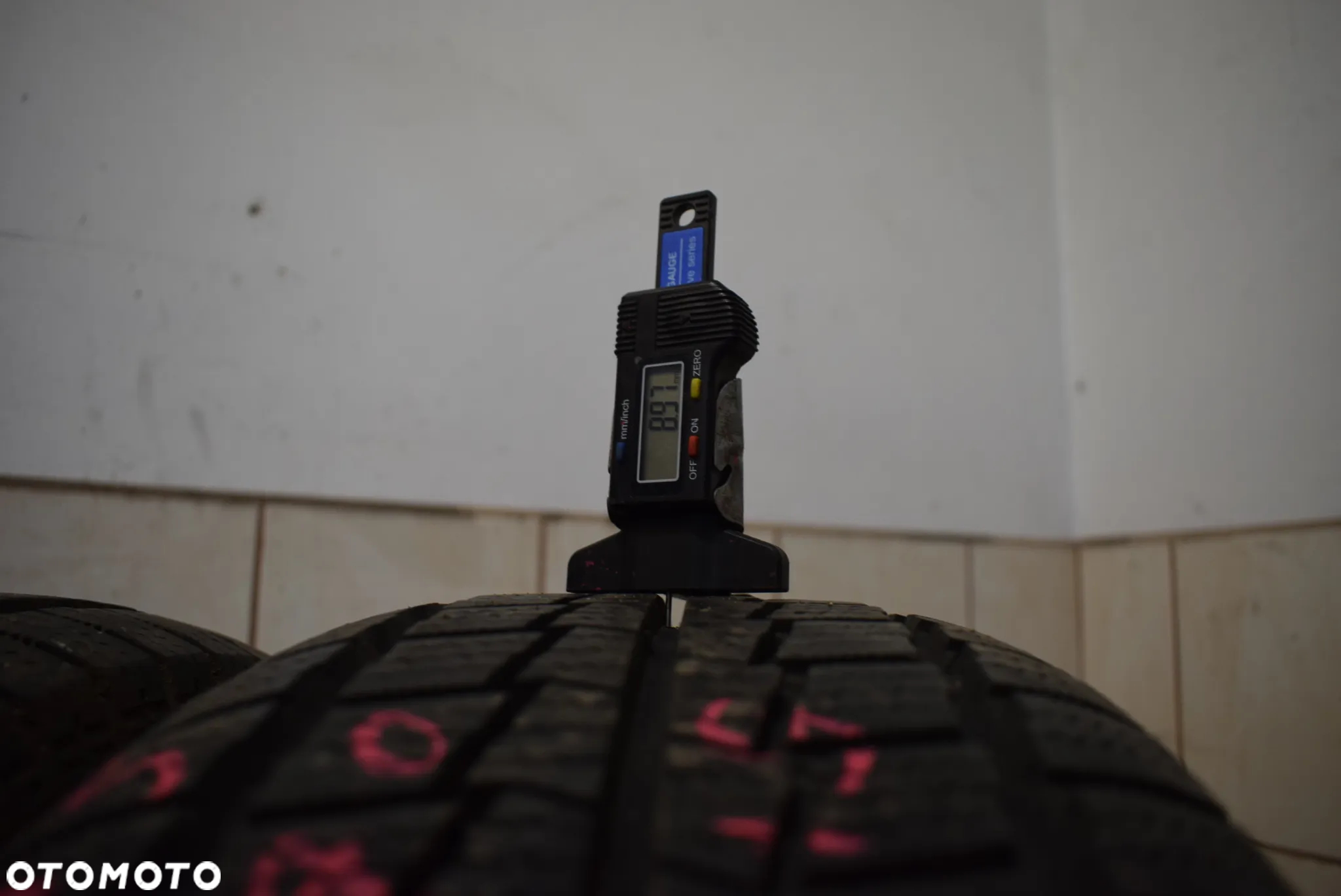 R15C 215/70 Hankook Winter RW06 Cena za parę - 5
