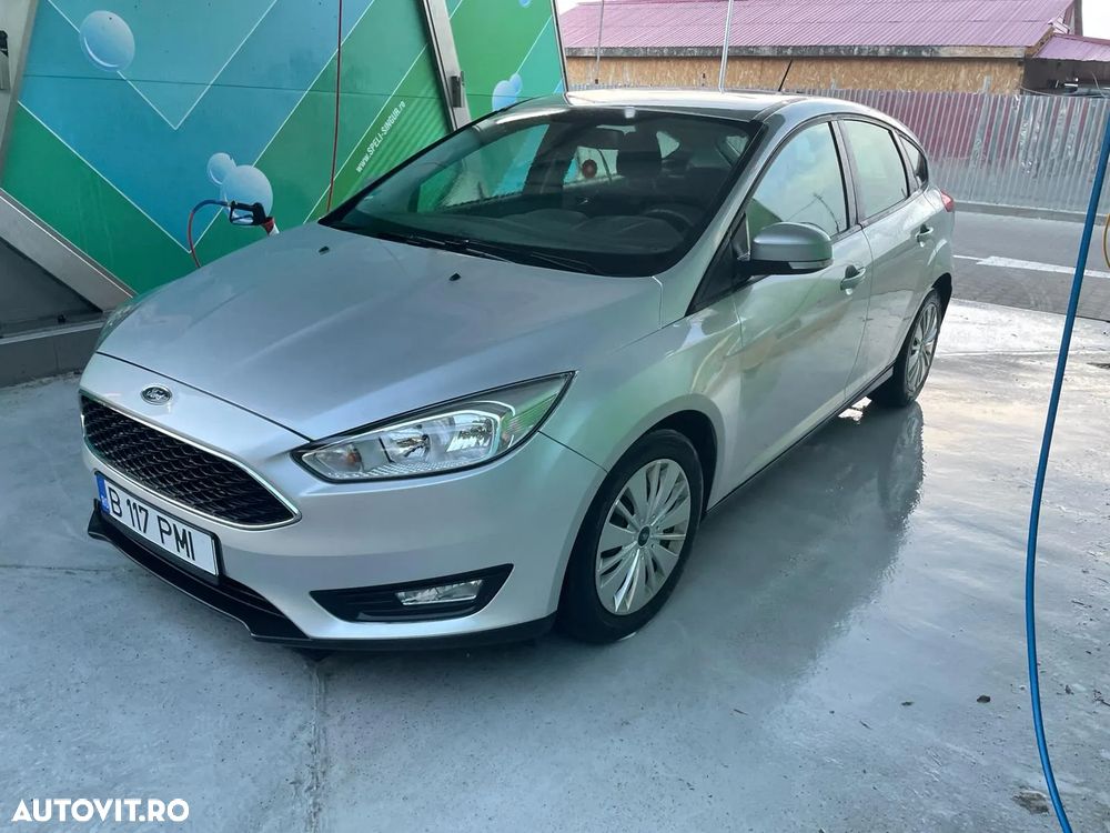 Ford Focus 1.0 EcoBoost Active Business - 2