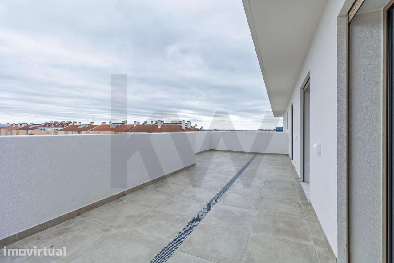 T3+1 Duplex Novo no Montijo | Terraços e Box para 2 Viaturas - Grande imagem: 4/25