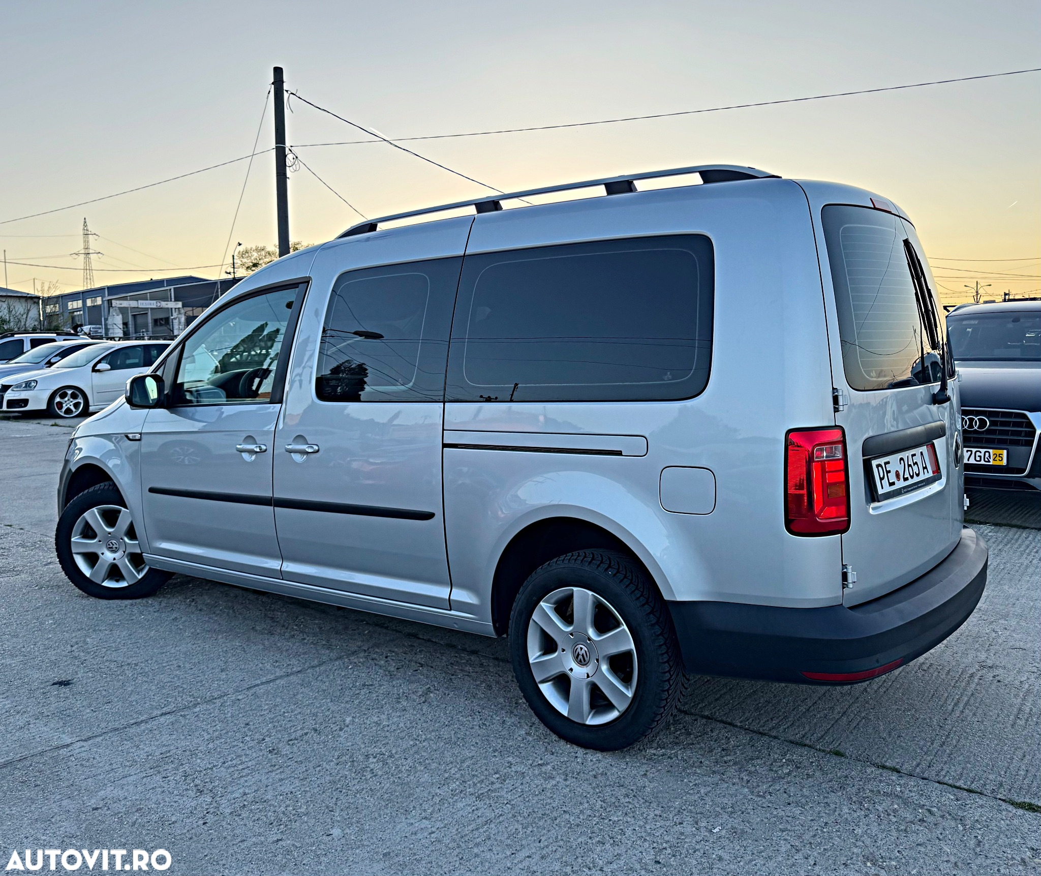 Volkswagen Caddy 2.0 TDI (5-Si.) DSG Comfortline - 4