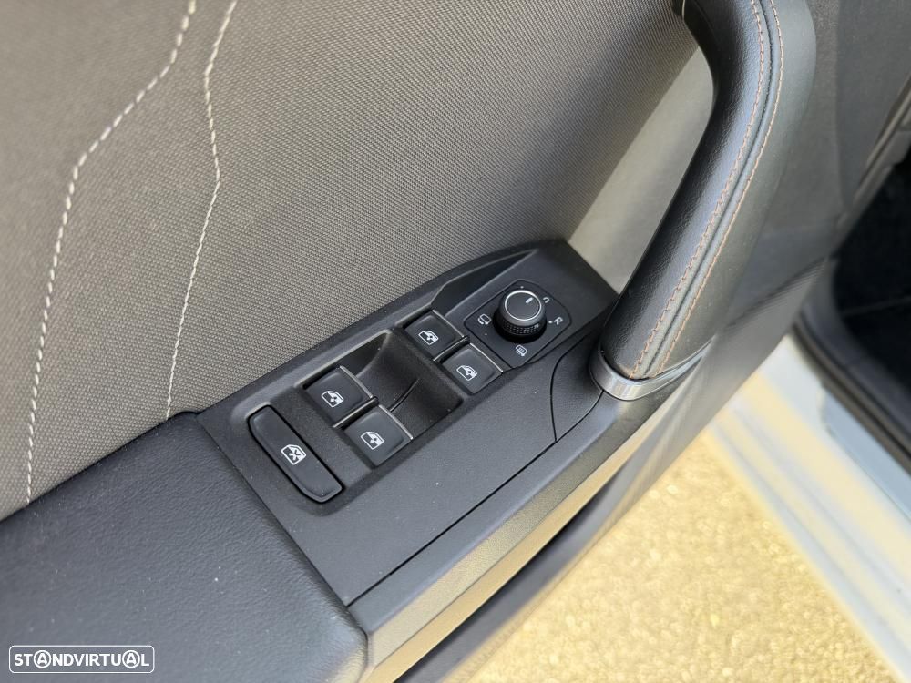 Cupra Leon 1.4 e-Hybrid VZ DSG - 17