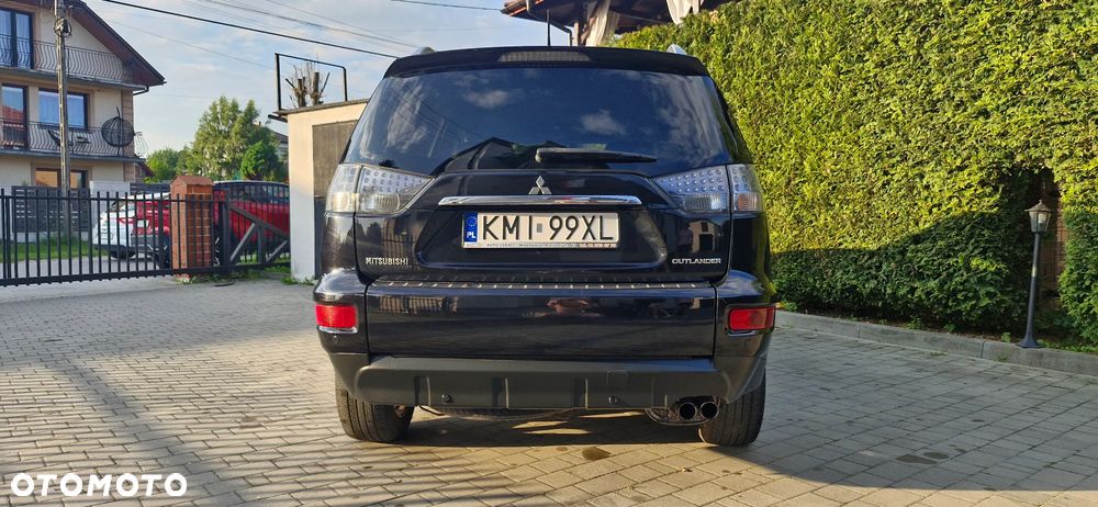 Mitsubishi Outlander 2.0 DID Intense + - 15