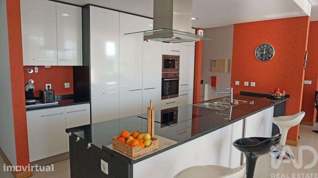 Apartamento T2 em São Martinho do Porto de 115,7 m2 - Grande imagem: 5/31