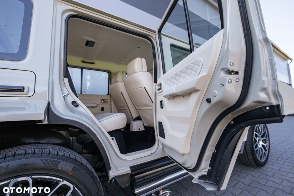 Suzuki Jimny 1.5 Elegance - 17