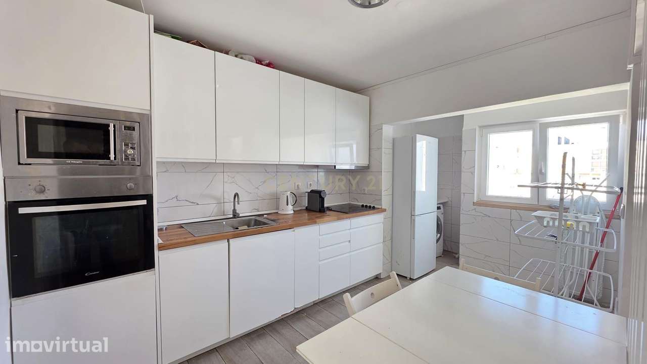 Apartamento T3 de 144 m2  com Vista Panorâmica em Santo António dos Ca - Grande imagem: 5/36