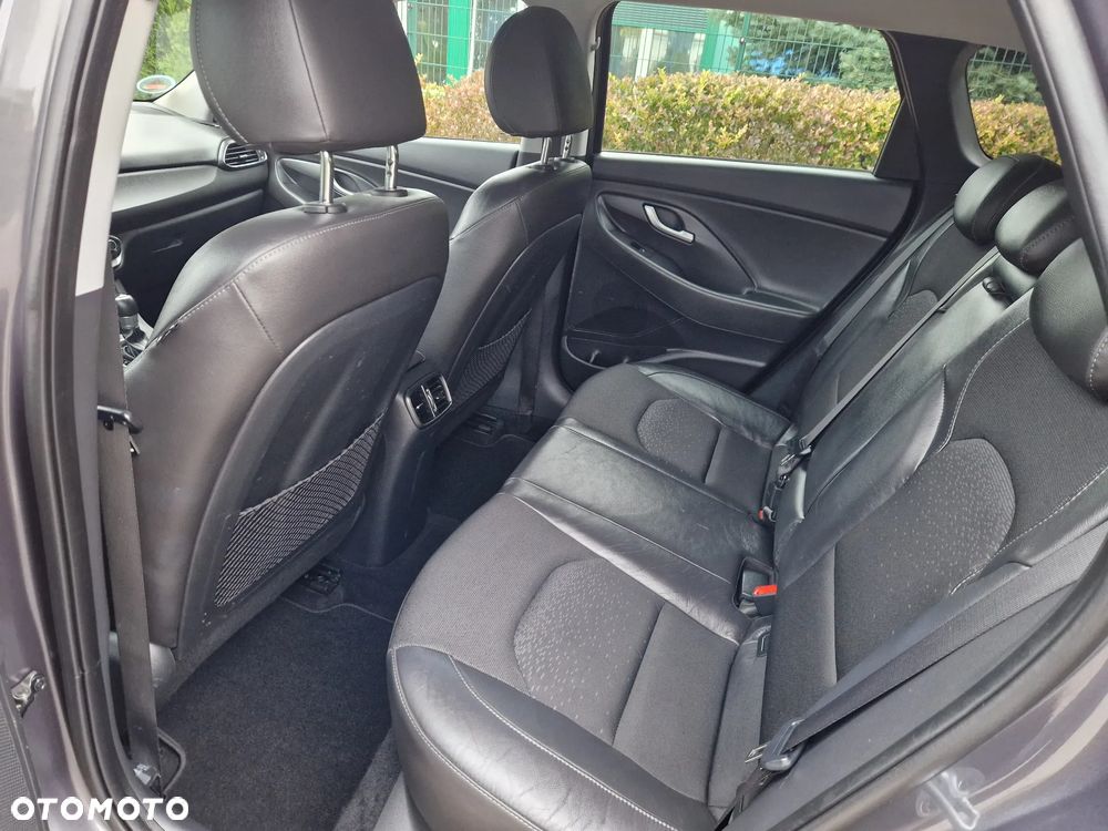 Hyundai i30 - 25