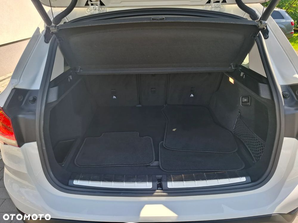 BMW X1 sDrive18d Sport Line - 21