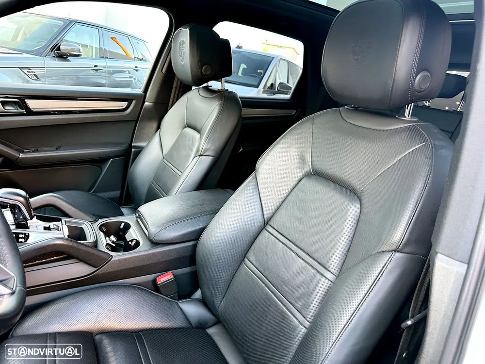 Porsche Cayenne E-Hybrid - 23